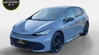 Grau Gebraucht 2022 Cupra Born Kleinwagen | 23.940 € (Fairer Preis)