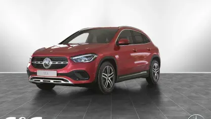 Gebraucht Mercedes GLA200 Progressive 163 PS (119 kW) 2021 Manufaktur lack manufaktur ... SUV