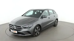 Grau Gebraucht 2021 Mercedes B220 Progressive Van / Kleinbus | 30.590 € (Guter Preis)