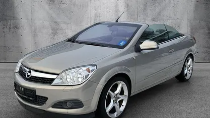 Gebraucht 2010 Opel Astra Cabriolet Cabrio | 2.500 € (Superpreis)