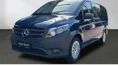 Blau Gebraucht 2021 Mercedes Vito Van / Kleinbus | 30.450 € (Fairer Preis)