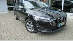 Schwarz Gebraucht 2023 Ford Focus Titanium Kombi | 22.475 € (Guter Preis)