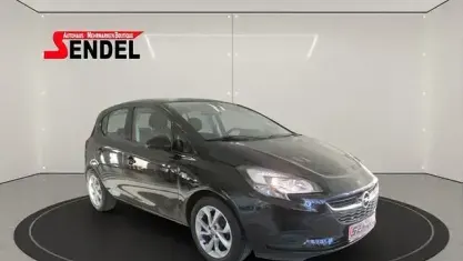 Używany Opel Corsa Active 101 KM (74 kW) 2017 Czarny Sedan/Limuzyna
