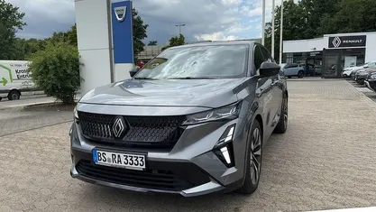 Grau Gebraucht 2025 Renault Rafale Techno SUV | 40.690 € (Superpreis)