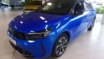 Usata Opel Corsa 101 CV (74 kW) 2026 Blu Utilitaria