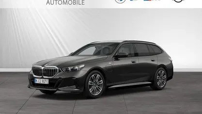Gebraucht BMW 550e M Sport 489 PS (359 kW) 2025 Kombi