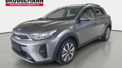 Gebraucht 2025 Kia Stonic Vision SUV | 21.990 € (Fairer Preis)