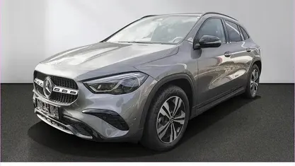 Gebraucht 2025 Mercedes GLA200 Progressive SUV | 37.880 € (Fairer Preis)