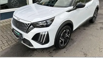 Weiß Gebraucht 2025 Peugeot 2008 GT SUV | 25.460 € (Fairer Preis)