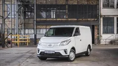 Weiß Gebraucht 2023 Maxus eDeliver 3 Van | 27.833 € (Fairer Preis)