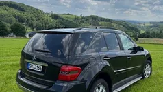 Schwarz Gebraucht 2007 Mercedes ML320 SUV | 4.900 € (Guter Preis)