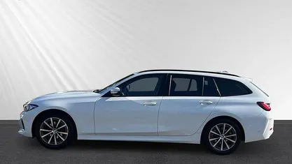 Gebraucht BMW 318 Sport Line 156 PS (114 kW) 2023 Weiss Kombi