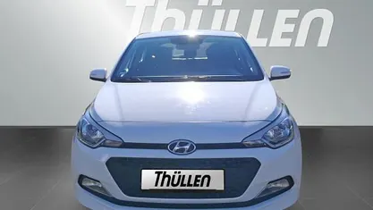 Second-hand Hyundai i20 Classic 75 CP (55 kW) 2017 Alb Hatchback