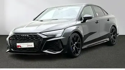 Gebraucht Audi RS3 Ambiente 400 PS (294 kW) 2023 Mythosschwarz metallic Limousine