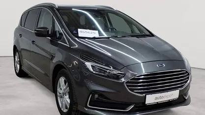 Gebraucht Ford S-MAX Titanium 150 PS (110 kW) 2022 Van / Kleinbus