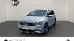 Silber Gebraucht 2016 VW Touran Comfortline Van / Kleinbus | 22.980 € (Teuer)