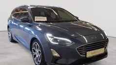 Chromablau metallic Gebraucht 2018 Ford Focus Titanium Kombi | 11.290 € (Fairer Preis)