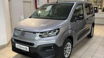 Gebraucht 2025 Fiat Doblò Van / Kleinbus | 22.288 € (Guter Preis)