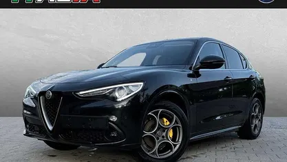 Gebraucht Alfa Romeo Stelvio Lusso 209 PS (153 kW) 2021 Schwarz SUV