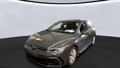 Gebraucht VW Golf VIII R-line 131 PS (96 kW) 2024 Limousine