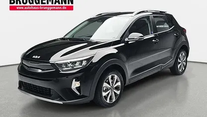 Gebraucht 2025 Kia Stonic Vision SUV | 23.990 € (Fairer Preis)