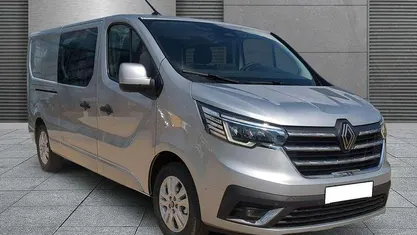 Highlandgrau Neu 2025 Renault Trafic Van / Kleinbus | 38.390 € (Fairer Preis)