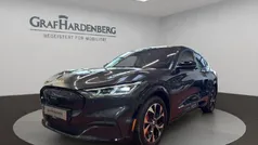 Dark matter/starlight gray Gebraucht 2021 Ford Mustang Mach-E Premium SUV | 32.980 € (Superpreis)