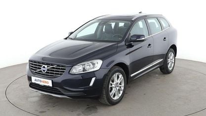 Używany Volvo XC60 Summum 190 KM (139 kW) 2015 Niebieski SUV
