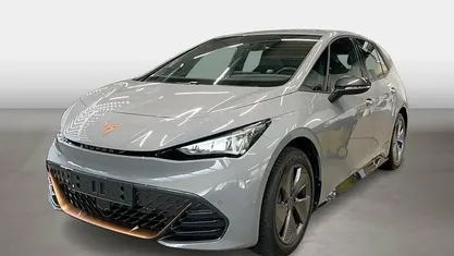 Usata Cupra Born 150 kW (204 CV) 2024 Grigio Utilitaria