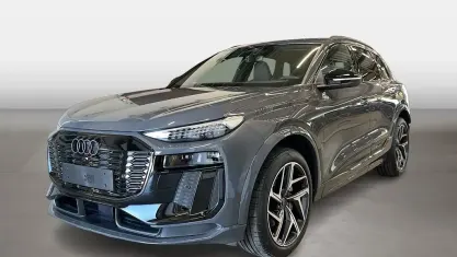 Ny Audi Q6 e-tron Business 225 kW (306 HK) 2026 Grå SUV