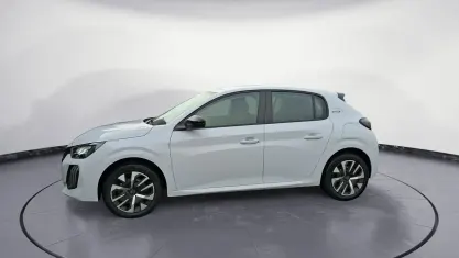 Gebraucht Peugeot e-208 114 kW (156 PS) 2026 Kleinwagen