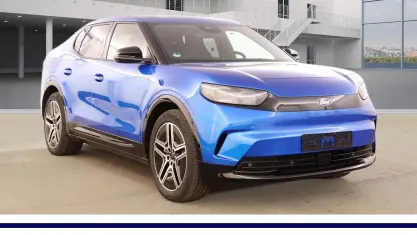 Używany Ford Capri Extended Range 210 kW (286 KM) 2024 Niebieski SUV