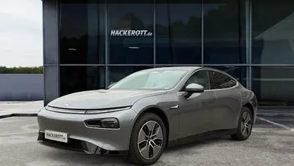 Neu XPENG P7 RWD Long Range 202 kW (276 PS) 2025 Grau Limousine