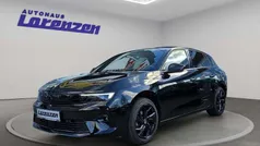 Lackierung schwarz perla nera/ Gebraucht 2023 Opel Astra Ultimate Limousine | 25.480 € (Fairer Preis)
