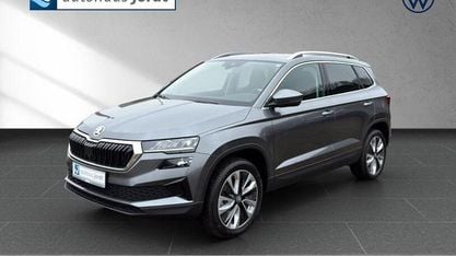 Käytetty Skoda Karoq Selection 150 HP (110 kW) 2026 Harmaa Katumaasturi
