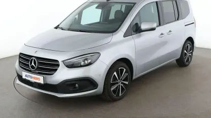 Gebraucht Mercedes T180 Progressive 116 PS (85 kW) 2022 Grau Van / Kleinbus