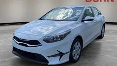 Weiß Neu 2025 Kia Ceed Kleinwagen | 23.390 € (Fairer Preis)