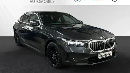 Usata BMW 530e Comfort Edition 299 CV (219 kW) 2024 Grigio Berlina