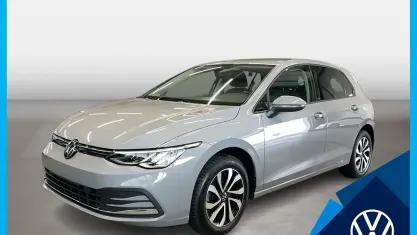 Gebraucht VW Golf VIII Active 110 PS (80 kW) 2022 Mondsteingrau Limousine