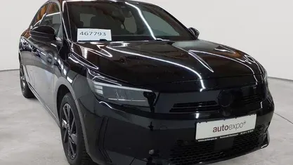 Gebraucht Opel Corsa 101 PS (74 kW) 2024 Karbon schwarz metallic Kleinwagen