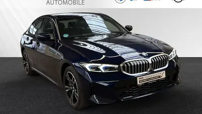 Gebraucht BMW 330e M Sport 292 PS (214 kW) 2024 Bmw individual tansanitblau metallic Limousine