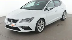 Weiß Gebraucht 2019 Seat Leon FR Limousine | 16.030 € (Fairer Preis)