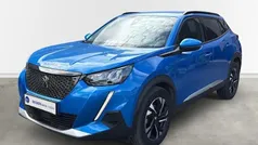 Blau Gebraucht 2021 Peugeot 2008 Allure SUV | 16.990 € (Guter Preis)