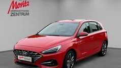 Rot Gebraucht 2024 Hyundai i30 Trend Limousine | 23.560 € (Fairer Preis)