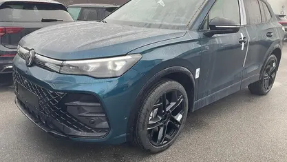 Gebraucht VW Tiguan R-line 265 PS (194 kW) 2025 SUV