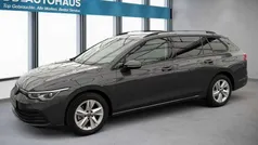 Grau Gebraucht 2023 VW Golf VIII Life Kombi | 23.980 € (Guter Preis)