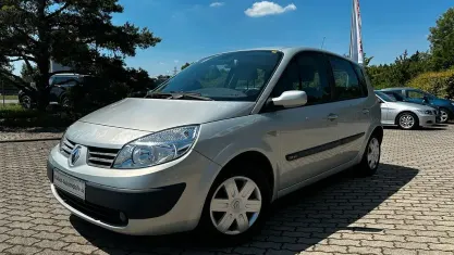 Gebraucht Renault Scenic E-Tech Dynamique 106 PS (77 kW) 2010 Platingrau metallic (metallic) Kombi