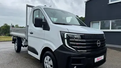Neu Nissan Interstar N-Connecta 170 PS (125 kW) 2026 Weiß Van