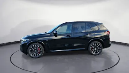 Neu BMW X5 M Sport 352 PS (258 kW) 2026 Schwarz SUV