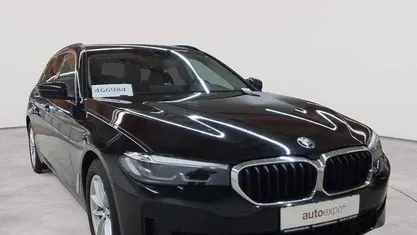 Gebraucht BMW 530 Sport Line 286 PS (210 kW) 2022 Schwarz uni Kombi